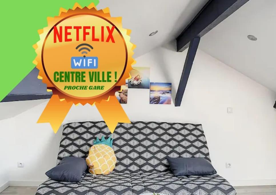 Atypique T1 Duplex - Wifi .Parking .Proche .Gare Apartment Saint-Quentin  Luaran gambar