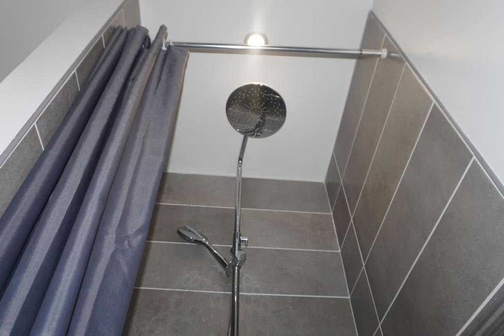 Atypique T1 Duplex - Wifi .Parking .Proche .Gare Apartment Saint-Quentin  Luaran gambar