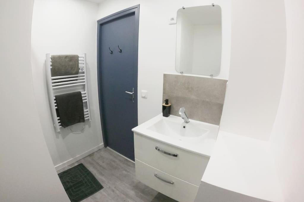 Atypique T1 Duplex - Wifi .Parking .Proche .Gare Apartment Saint-Quentin  Luaran gambar